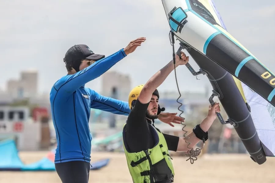 Wingfoil lesson on Essaouira beach with Ocean Vagabond instructor