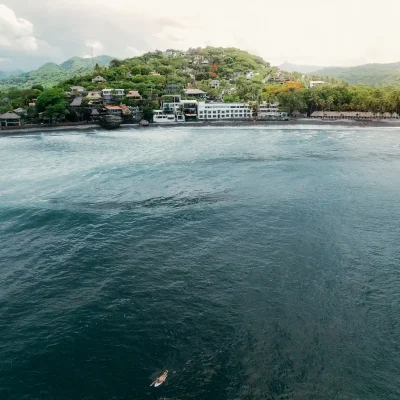 Surfing El Salvador for Beginners: Where to Learn (and Where to Skip)