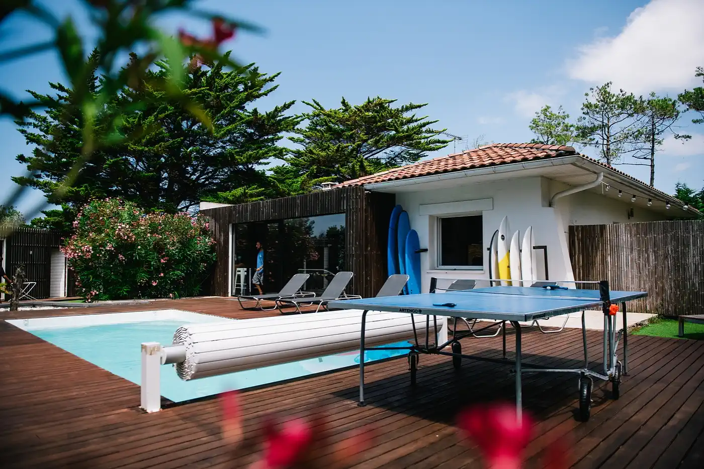 SURFinn Vieux-Boucau surf hostel avec jardin et piscine